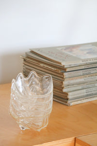 Late 20th Century Contemporary Lucite Clamshell Serving Bowls - 4Pieces