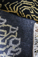 Load image into Gallery viewer, Wool Tiger Rug
